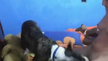sexy horúce latinskoamerické ženy,zviera súloží so ženou